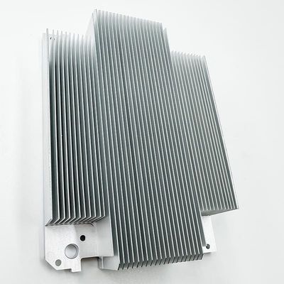 مخصص قطع غيار الآلات باستخدام الحاسب الآلي خافضات حرارة الألومنيوم لعبور السكك الحديدية