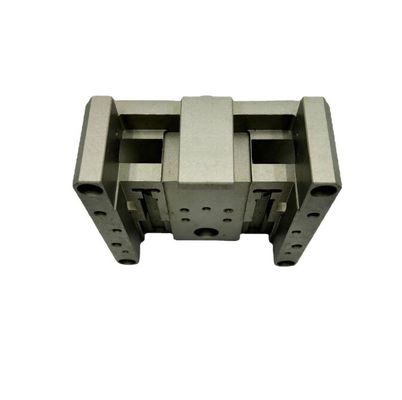 أجزاء الآلات الدقيقة باستخدام الحاسب الآلي الفولاذ المقاوم للصدأ النحاس مخرطة CNC تحول أجزاء الآلات